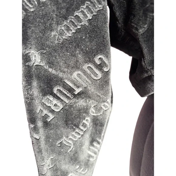 Vtg Y2K Juicy Couture Black Velour Logo Cropped Hoodie size M - Picture 8 of 12